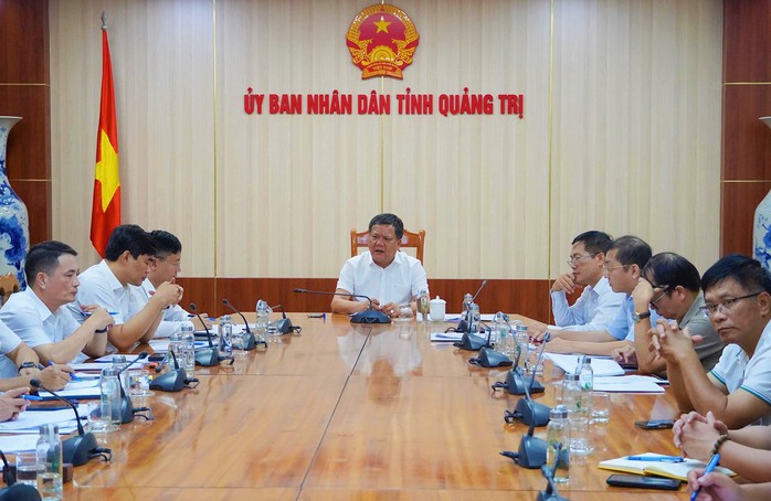 Chủ tịch tỉnh Quảng Trị họp ngày chủ nhật, "truy" hàng trăm dự án chậm tiến độ - Ảnh 1.