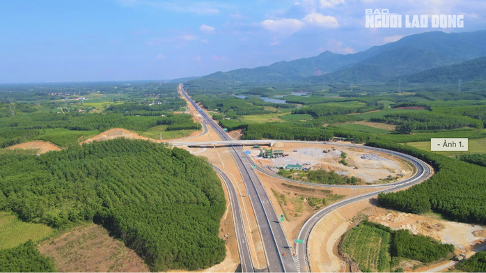 Hôm nay 19-8, thông tuyến cao tốc Bắc - Nam từ Hà Nội đến Đà Nẵng dài khoảng 750 km- Ảnh 1. Hôm nay 19-8, thông tuyến cao tốc Bắc - Nam từ Hà Nội đến Đà Nẵng dài khoảng 750 km- Ảnh 1.