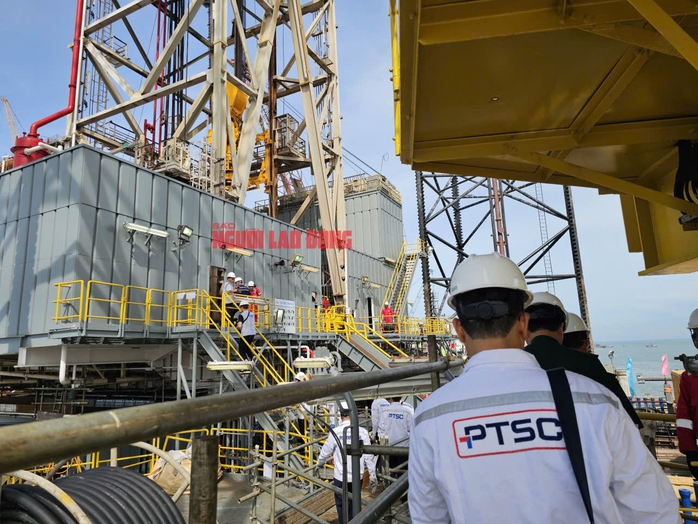 Naming the jack-up rig fully managed by Vietnamese engineers- Ảnh 4. Naming the jack-up rig fully managed by Vietnamese engineers- Ảnh 4.