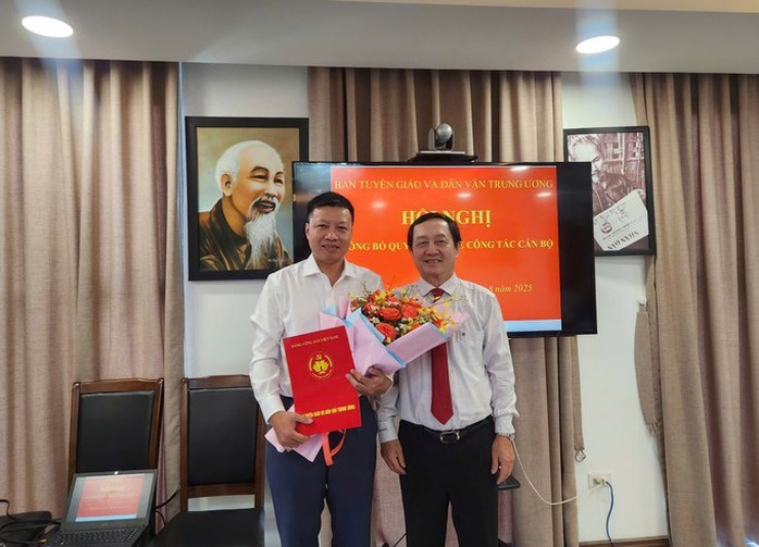 Trung ương công bố quyết định về công tác cán bộ - Ảnh 2.