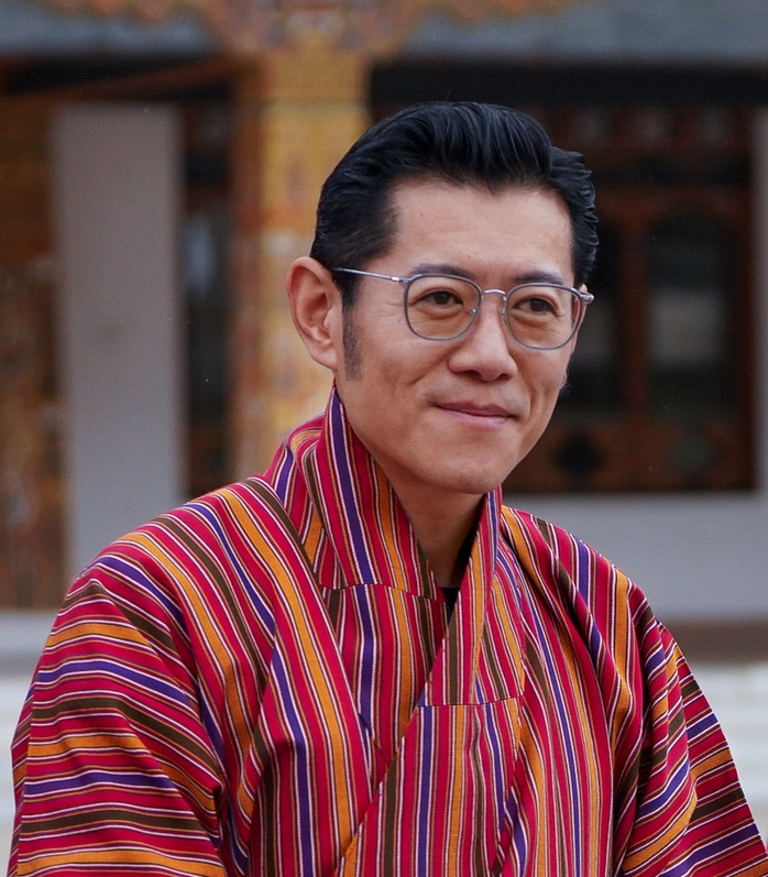 Quốc vương Bhutan đến Hà Nội, bắt đầu thăm Việt Nam - Ảnh 2.