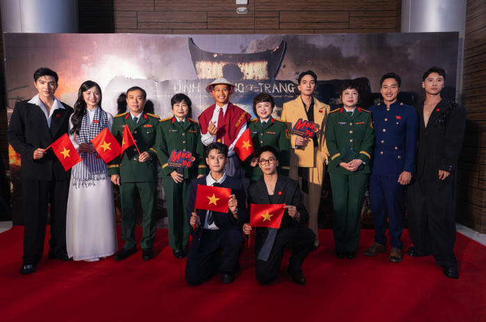 Mưa đỏ: Lời tụng ca bi tráng thành cổ Quảng Trị- Ảnh 8. Mưa đỏ: Lời tụng ca bi tráng thành cổ Quảng Trị- Ảnh 8.