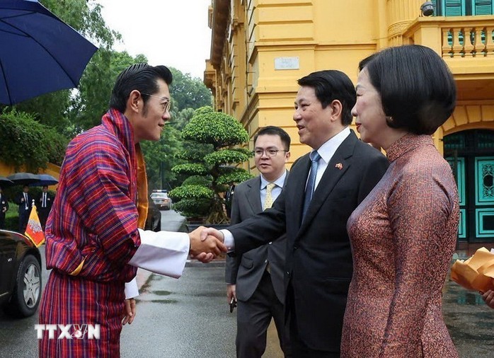 Chủ tịch nước Lương Cường đón, hội đàm với Quốc vương Bhutan- Ảnh 6. Chủ tịch nước Lương Cường đón, hội đàm với Quốc vương Bhutan- Ảnh 6.