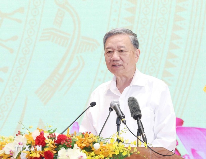 Tổng Bí thư Tô Lâm dự lễ kỷ niệm 80 năm ngành Công an , Ngọai giao và Quốc phòng - Ảnh 1. Tổng Bí thư Tô Lâm dự lễ kỷ niệm 80 năm ngành Công an , Ngọai giao và Quốc phòng - Ảnh 1.