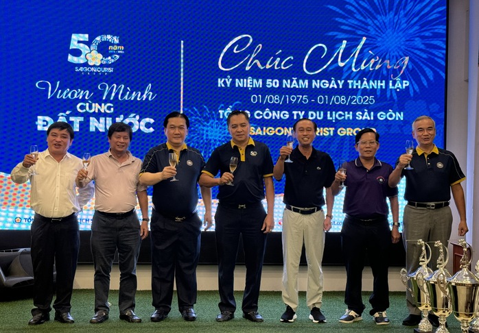 Giải golf Saigontourist Group "Vì cộng đồng" tặng 1.000 suất học bổng khuyến học- Ảnh 6. Giải golf Saigontourist Group "Vì cộng đồng" tặng 1.000 suất học bổng khuyến học- Ảnh 6.