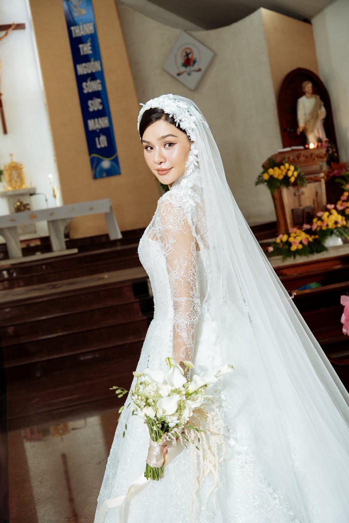 Người mẫu Thu Trang và Quang Sơn về chung nhà- Ảnh 2. Người mẫu Thu Trang và Quang Sơn về chung nhà- Ảnh 2.
