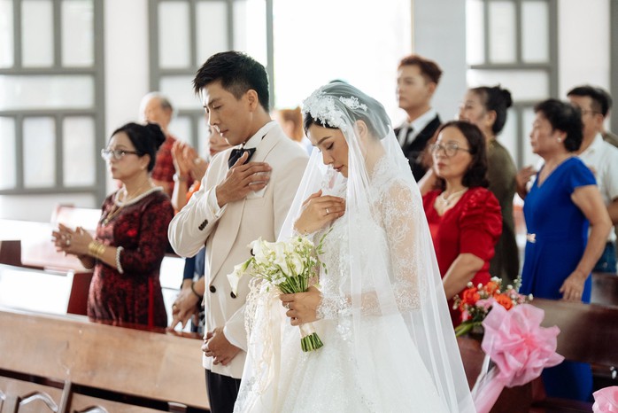 Người mẫu Thu Trang và Quang Sơn về chung nhà- Ảnh 9. Người mẫu Thu Trang và Quang Sơn về chung nhà- Ảnh 9.