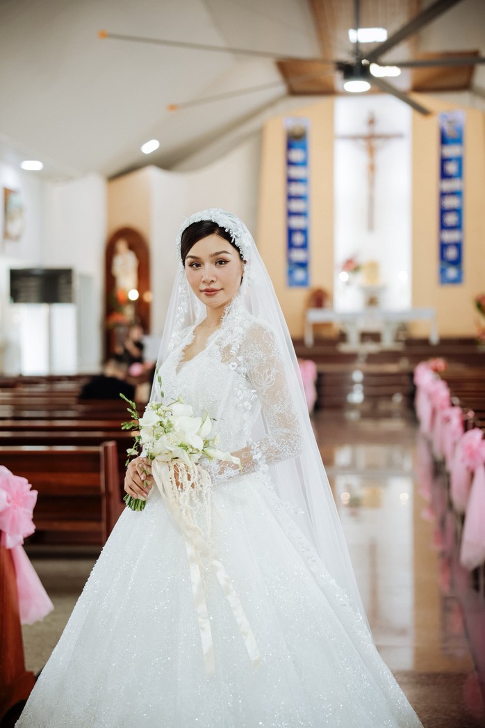 Người mẫu Thu Trang và Quang Sơn về chung nhà- Ảnh 3. Người mẫu Thu Trang và Quang Sơn về chung nhà- Ảnh 3.