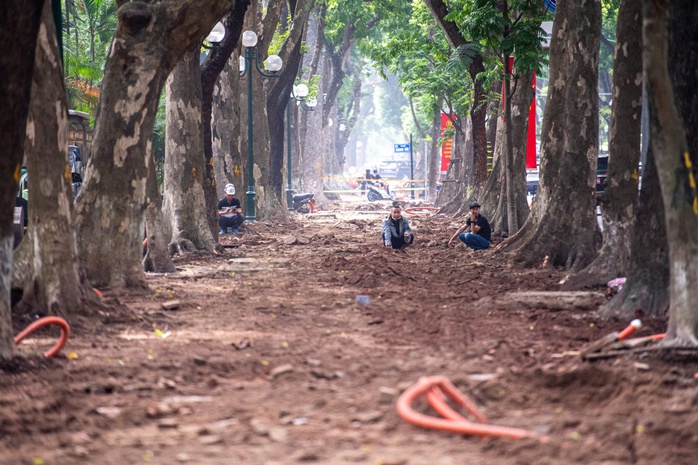 Đội nắng gấp rút hoàn thiện mở rộng Quảng trường Ba Đình vượt tiến độ- Ảnh 7.