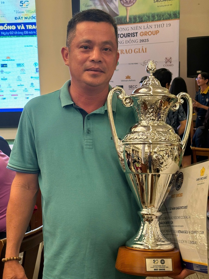 Giải golf Saigontourist Group "Vì cộng đồng" tặng 1.000 suất học bổng khuyến học- Ảnh 3. Giải golf Saigontourist Group "Vì cộng đồng" tặng 1.000 suất học bổng khuyến học- Ảnh 3.