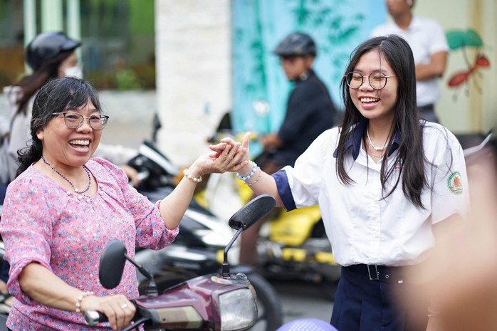 Nộp lệ phí xét tuyển CĐ - ĐH, thí sinh "bỏ túi" ngay điều này để tăng cơ hội trúng tuyển- Ảnh 1. Nộp lệ phí xét tuyển CĐ - ĐH, thí sinh "bỏ túi" ngay điều này để tăng cơ hội trúng tuyển- Ảnh 1.