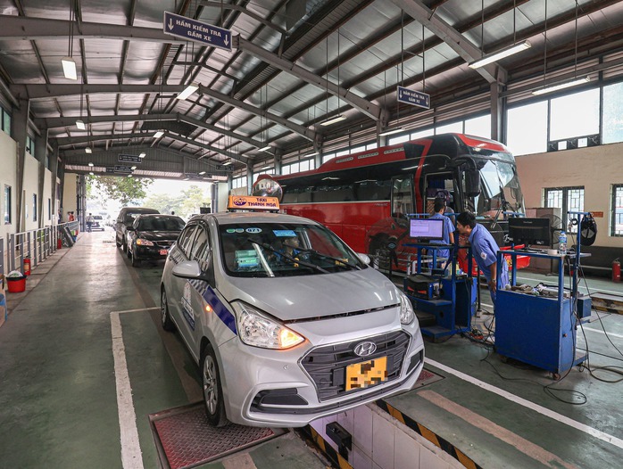 Giải pháp nào gỡ khó cho xe kinh doanh vận tải biển trắng bị từ chối đăng kiểm?- Ảnh 1. Giải pháp nào gỡ khó cho xe kinh doanh vận tải biển trắng bị từ chối đăng kiểm?- Ảnh 1.