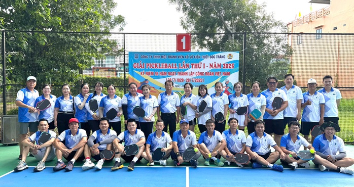 Công ty Xổ số kiến thiết Sóc Trăng tổ chức 2 hoạt động chào mừng Ngày Thành lập Công đoàn Việt Nam- Ảnh 1.