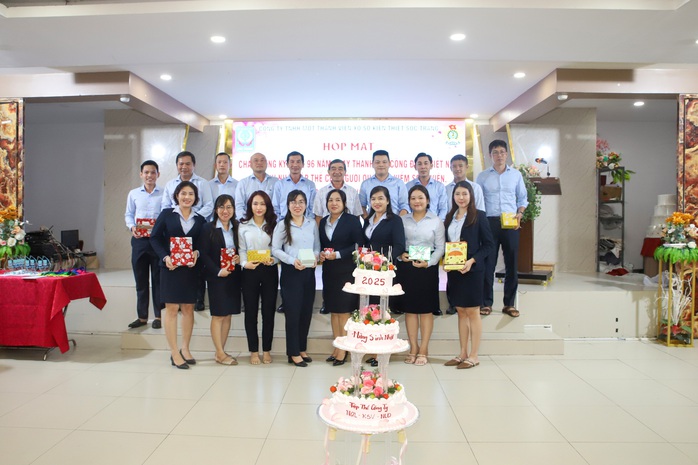 Công ty Xổ số kiến thiết Sóc Trăng tổ chức 2 hoạt động chào mừng Ngày Thành lập Công đoàn Việt Nam- Ảnh 4.