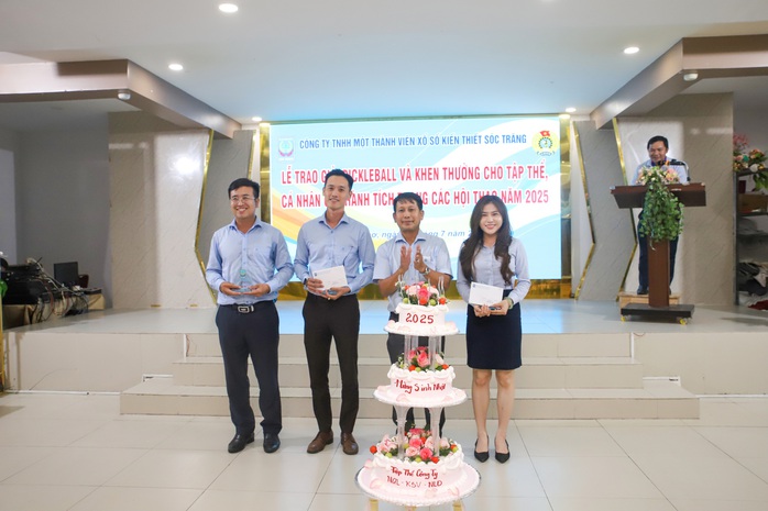 Công ty Xổ số kiến thiết Sóc Trăng tổ chức 2 hoạt động chào mừng Ngày Thành lập Công đoàn Việt Nam- Ảnh 9.