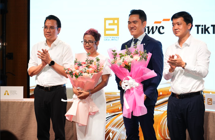 Công bố "Giải thưởng Hành động vì cộng đồng – Human Act Prize" mùa 3 - Ảnh 2.