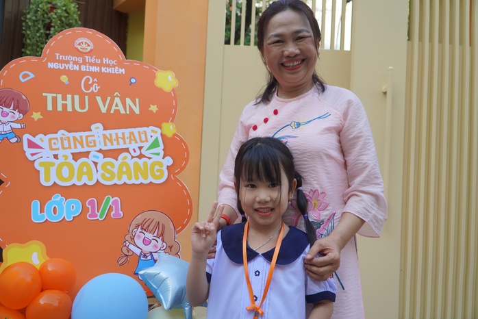 Vỡ òa cảm xúc trong ngày "Hôm nay, em vào lớp 1"- Ảnh 5.