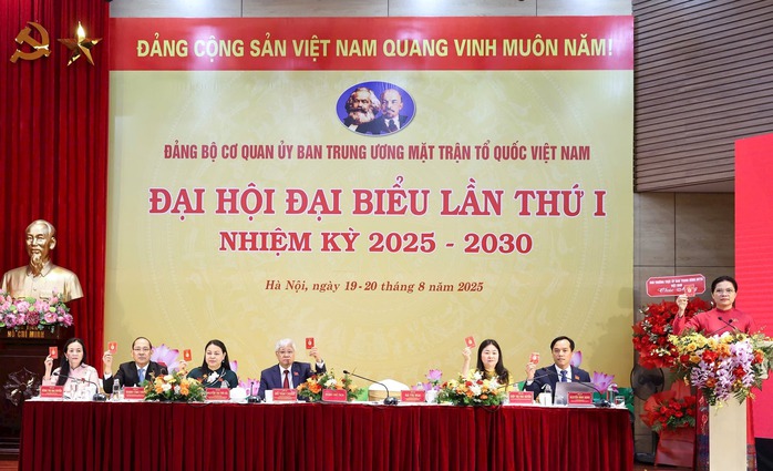 Ông Đỗ Văn Chiến được chỉ định Bí thư đảng ủy MTTQ Việt Nam nhiệm kỳ 2025 - 2030 - Ảnh 2.