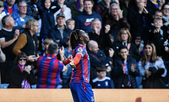 Hỏi mua thành công Eberechi Eze, ngân sách chuyển nhượng Arsenal chạm đỉnh - Ảnh 3.