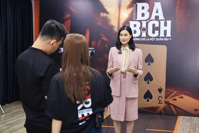 Kathy Uyên đề cao thế hệ diễn viên trẻ- Ảnh 2. Kathy Uyên đề cao thế hệ diễn viên trẻ- Ảnh 2.