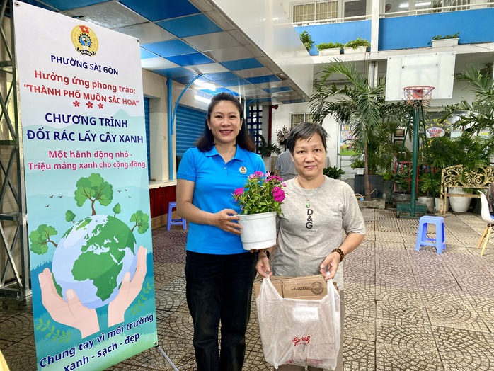 Một buổi sáng ý nghĩa ở phường Sài Gòn, TP HCM- Ảnh 11. Một buổi sáng ý nghĩa ở phường Sài Gòn, TP HCM- Ảnh 11.