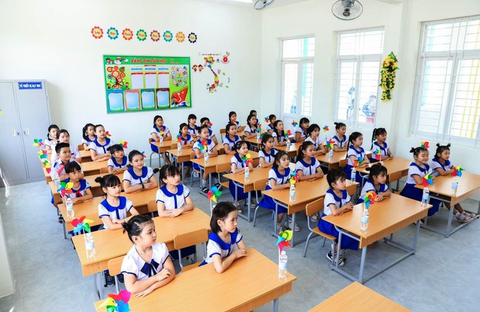 Hòa Phát bàn giao trường học trị giá 42 tỉ đồng cho tỉnh Quảng Ngãi- Ảnh 4.
