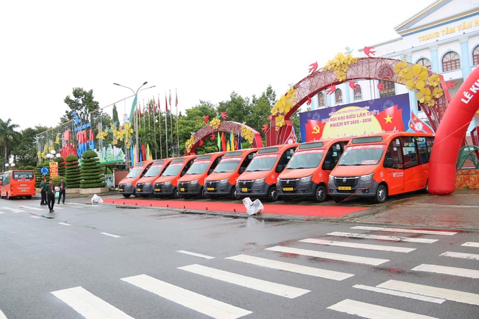 Phương Trang khai trương 4 tuyến xe buýt có máy lạnh và wifi tại Cà Mau - Ảnh 2. Phương Trang khai trương 4 tuyến xe buýt có máy lạnh và wifi tại Cà Mau - Ảnh 2.