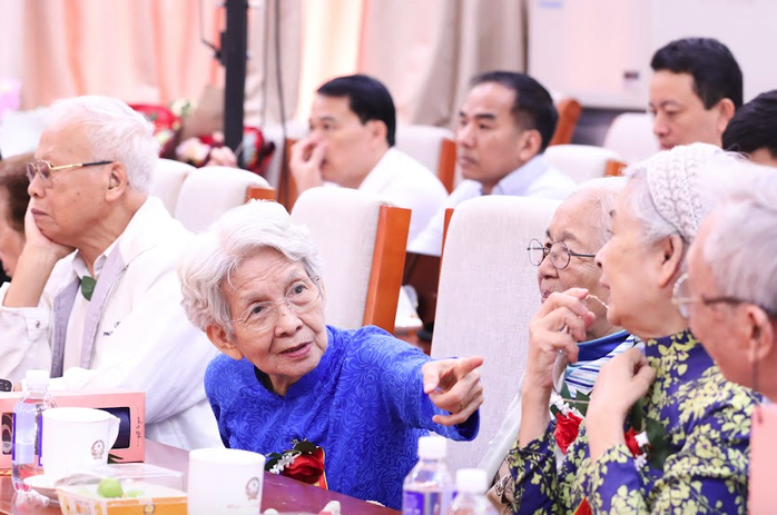Trân trọng, biết ơn các nhà giáo đi B trong cuộc kháng chiến chống Mỹ- Ảnh 9. Trân trọng, biết ơn các nhà giáo đi B trong cuộc kháng chiến chống Mỹ- Ảnh 9.