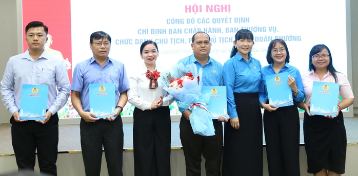 Danh sách Chủ tịch Công đoàn phường, xã thuộc tổ công tác số 4 và số 9 - LĐLĐ TP HCM - Ảnh 3.