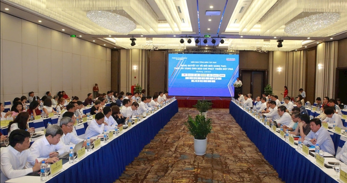 "Nếu không kịp chuyển đổi số, chắc chắn sẽ bị bỏ lại phía sau"- Ảnh 2. "Nếu không kịp chuyển đổi số, chắc chắn sẽ bị bỏ lại phía sau"- Ảnh 2.