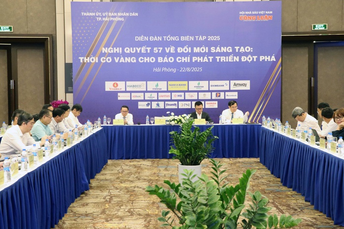 "Nếu không kịp chuyển đổi số, chắc chắn sẽ bị bỏ lại phía sau"- Ảnh 3. "Nếu không kịp chuyển đổi số, chắc chắn sẽ bị bỏ lại phía sau"- Ảnh 3.
