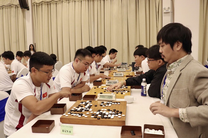 Nóng bỏng các cuộc tranh tài Giải Vô địch cờ vua xuất sắc quốc gia 2025 - Ảnh 4.