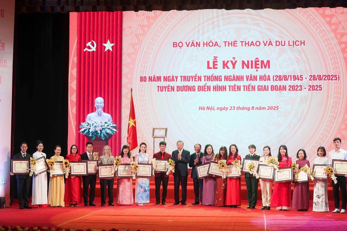 Đạo diễn Lý Hải: “Hạnh phúc vì được ghi nhận”- Ảnh 1. Đạo diễn Lý Hải: “Hạnh phúc vì được ghi nhận”- Ảnh 1.