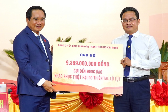 Bí thư Nguyễn Văn Nên dự, chỉ đạo Đại hội đại biểu Đảng bộ UBND TP HCM lần thứ I - Ảnh 4.