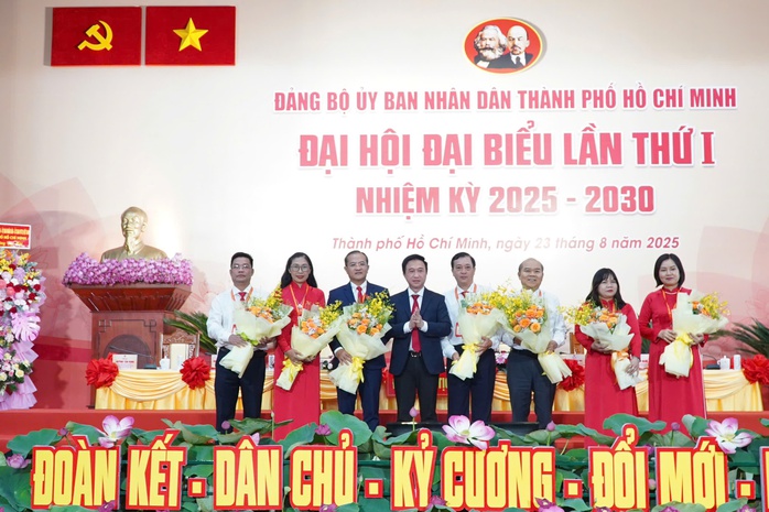 Chủ tịch UBND TP HCM Nguyễn Văn Được làm Bí thư Đảng ủy UBND TP HCM nhiệm kỳ 2025-2030 - Ảnh 5.