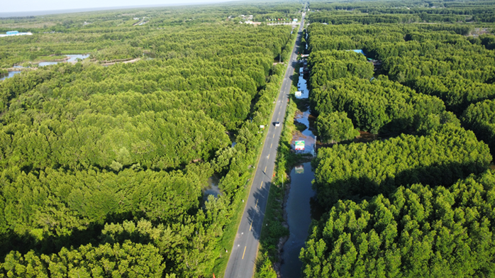 Phát triển hạ tầng giao thông để bứt phá - Ảnh 1. Phát triển hạ tầng giao thông để bứt phá - Ảnh 1.