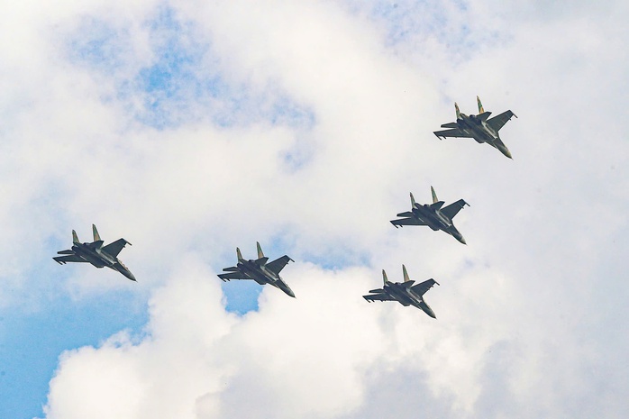"Hổ mang chúa" Su30-MK2 bay qua Quảng trường Ba Đình - Ảnh 16.