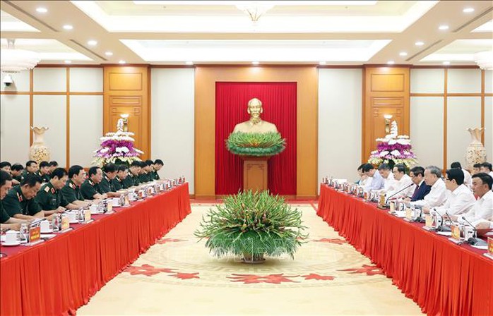 Bộ Chính trị cho ý kiến phương án nhân sự cấp ủy chuẩn bị Đại hội đại biểu Đảng bộ Quân đội - Ảnh 1.