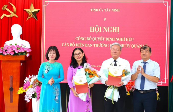 Tây Ninh chốt số lượng công chức nghỉ việc sau sắp xếp, số tiền hỗ trợ khoảng 3.000 tỉ đồng - Ảnh 1. Tây Ninh chốt số lượng công chức nghỉ việc sau sắp xếp, số tiền hỗ trợ khoảng 3.000 tỉ đồng - Ảnh 1.