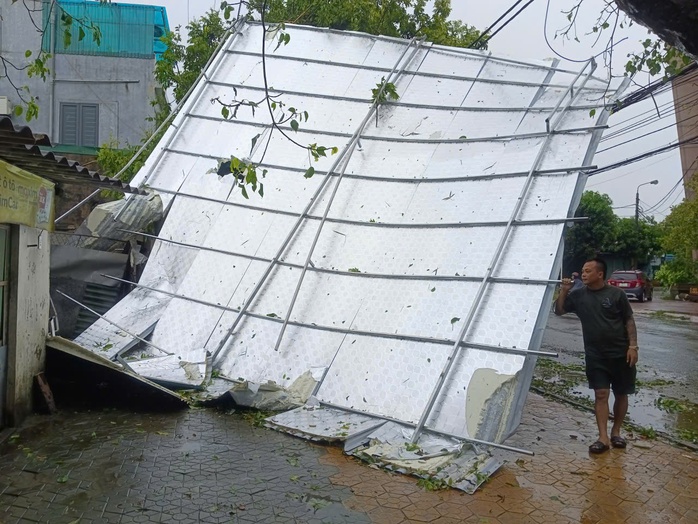 Các tỉnh đã ứng phó nhanh, kịp thời, giảm thiểu thiệt hại do bão số 5 gây ra- Ảnh 2.