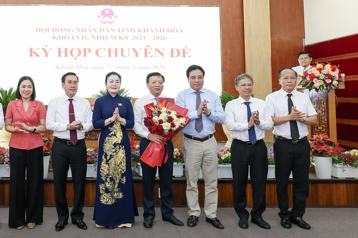 Khánh Hòa bầu thêm một Phó Chủ tịch UBND tỉnh- Ảnh 1.