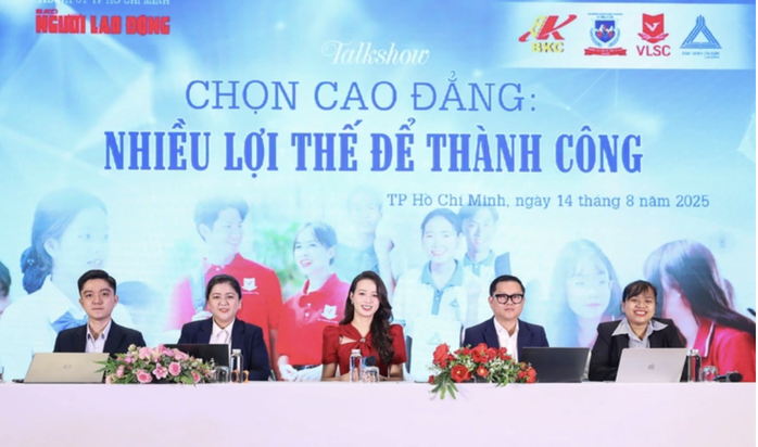 Báo Người Lao Động tổ chức talkshow: Cơ hội cuối xét tuyển đại học-cao đẳng- Ảnh 1. Báo Người Lao Động tổ chức talkshow: Cơ hội cuối xét tuyển đại học-cao đẳng- Ảnh 1.