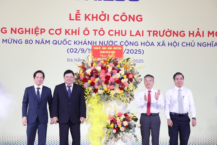 THACO khởi công dự án "thế hệ mới" gần 8.000 tỉ đồng tại Đà Nẵng- Ảnh 1. THACO khởi công dự án "thế hệ mới" gần 8.000 tỉ đồng tại Đà Nẵng- Ảnh 1.