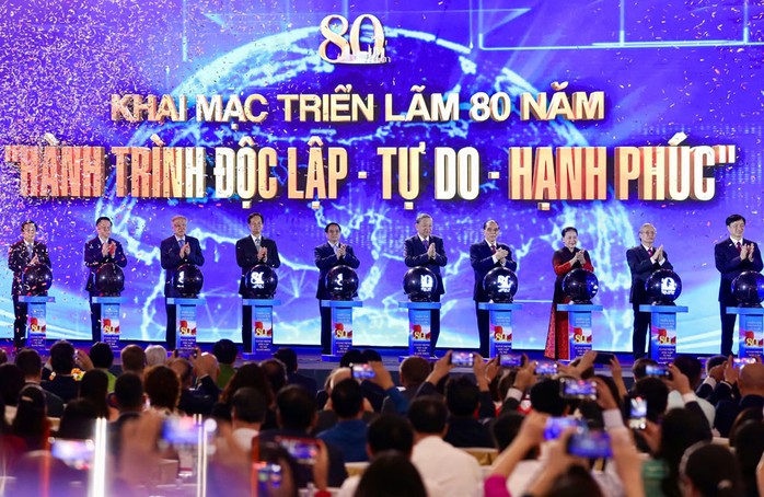 Khẳng định tiềm lực, vị thế Việt Nam- Ảnh 1. Khẳng định tiềm lực, vị thế Việt Nam- Ảnh 1.