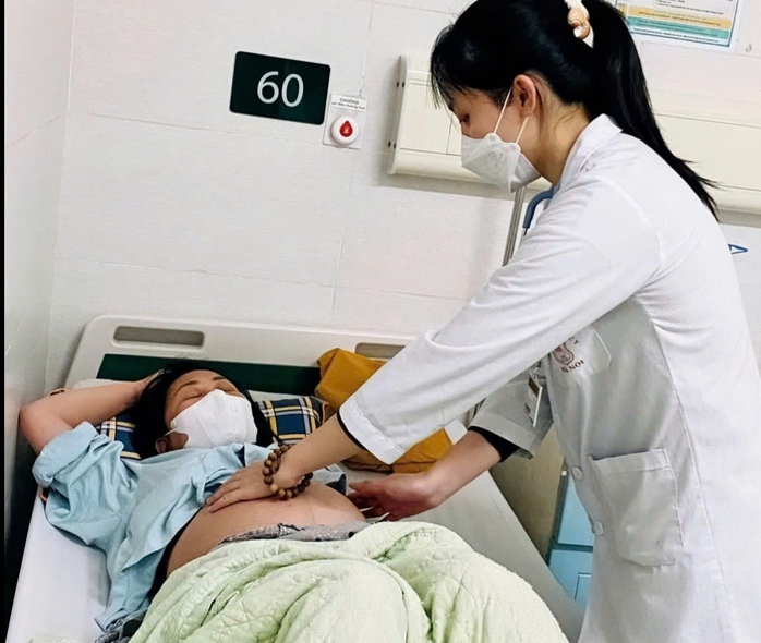 Chân dung thủ khoa kép "siêu hiếm" của Đại học Y Hà Nội - Ảnh 8.