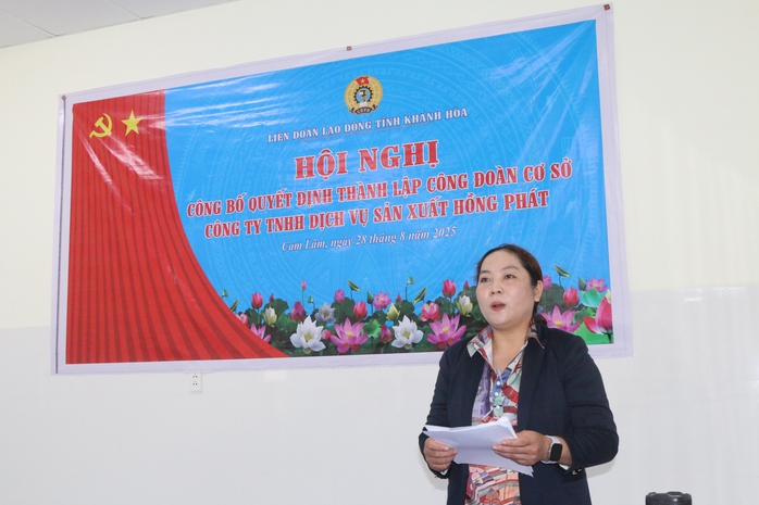 Ban Công đoàn Khu Công nghiệp Khánh Hòa tăng cường phát triển đoàn viên mới- Ảnh 3. Ban Công đoàn Khu Công nghiệp Khánh Hòa tăng cường phát triển đoàn viên mới- Ảnh 3.