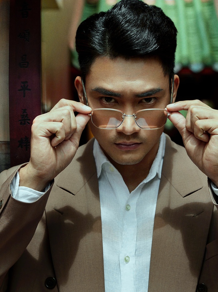 Phản diện cơ bắp của "Mưa đỏ" thành "kẻ tình nghi"- Ảnh 2. Phản diện cơ bắp của "Mưa đỏ" thành "kẻ tình nghi"- Ảnh 2.
