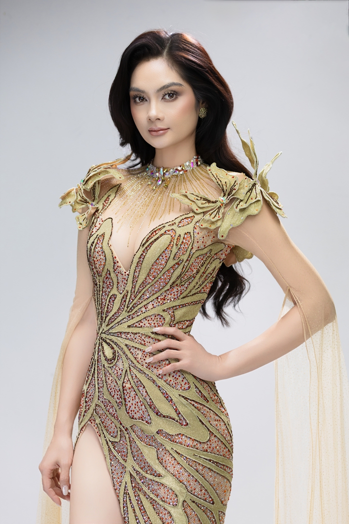Nữ sinh học 2 trường Đại học vào chung kết "Miss Grand Vietnam 2025"- Ảnh 1. Nữ sinh học 2 trường Đại học vào chung kết "Miss Grand Vietnam 2025"- Ảnh 1.