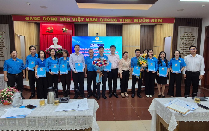 Công đoàn phường Tân Phú, TP HCM công bố quyết định thành lập - Ảnh 1.