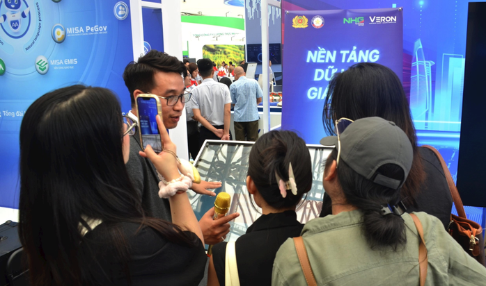 Đổi mới giáo dục Việt Nam trong kỷ nguyên AI- Ảnh 1. Đổi mới giáo dục Việt Nam trong kỷ nguyên AI- Ảnh 1.
